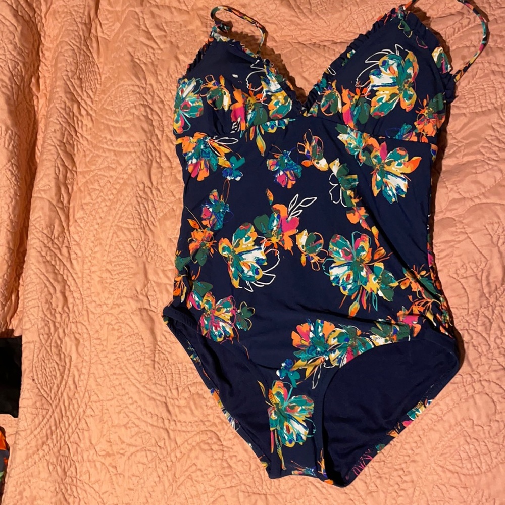 Super Colorful One Piece 🩱 Swimsuit